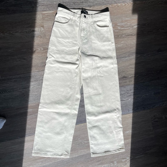 NWT Theory Wide Crop Jean in Dyed Denim Ecru size 27 - Picture 3 of 8